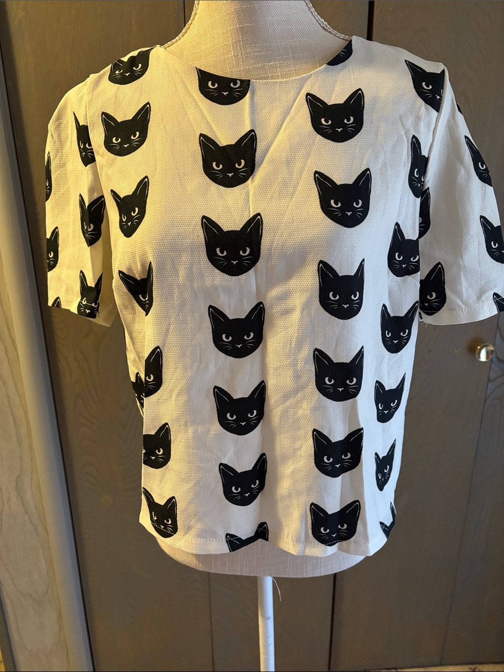 Moon Collection Cat Blouse Top Short Sleeve Button Back Retro Kitsch Novelty